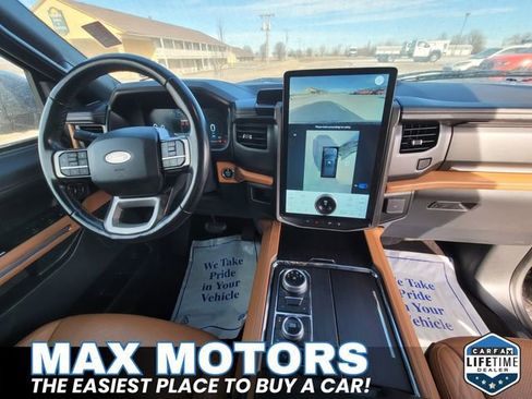 Certified 2022 Ford Expedition Platinum image 11