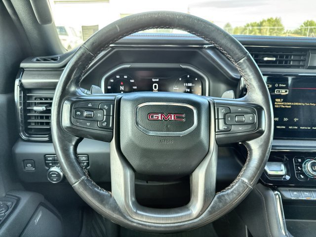 Used 2023 GMC Sierra 1500 AT4 w/ AT4 Premium Package AWD/4WD image 14