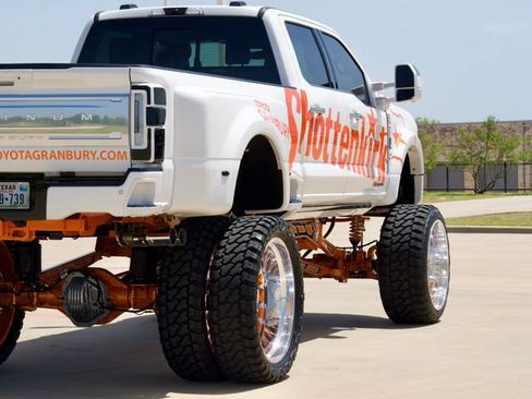 Used 2026 Ford F450 Platinum w/ Platinum Plus Package AWD/4WD image 6