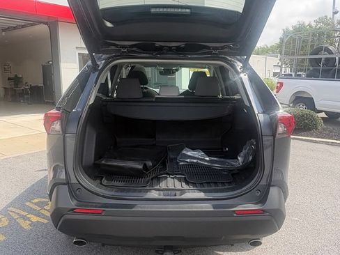 Used 2025 Toyota RAV4 XLE w/ Convenience Package AWD/4WD image 12