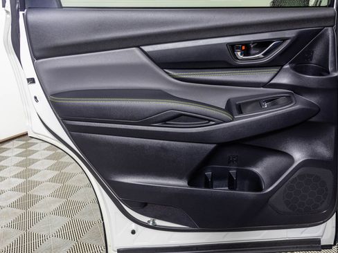 Used 2024 Subaru Ascent Onyx Edition image 43