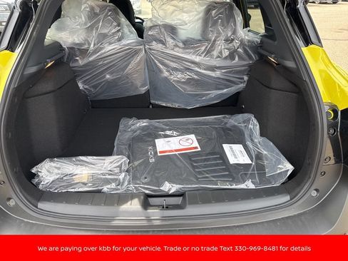New 2026 Nissan Kicks SR w/ SR Premium Package AWD/4WD image 28