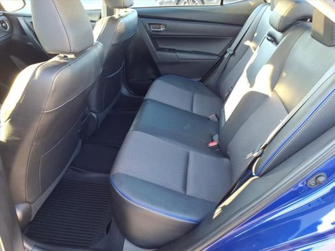 Used 2019 Toyota Corolla SE w/ SE Premium Package image 6