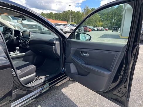 Used 2023 Nissan Sentra SV FWD image 12