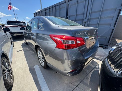 Used 2019 Nissan Sentra S FWD image 3