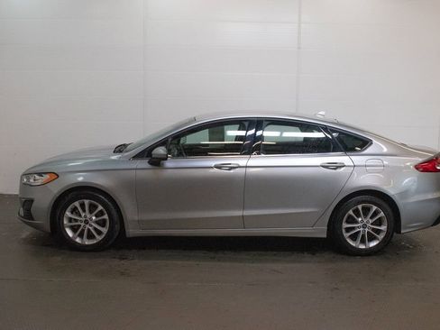 Used 2020 Ford Fusion SE FWD image 7