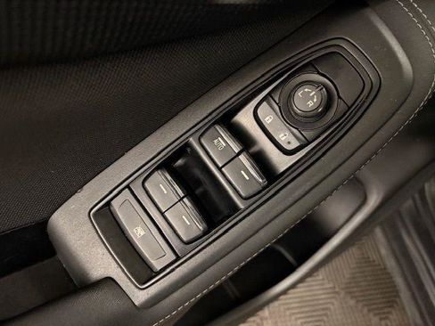 Used 2021 Subaru Forester AWD/4WD image 7