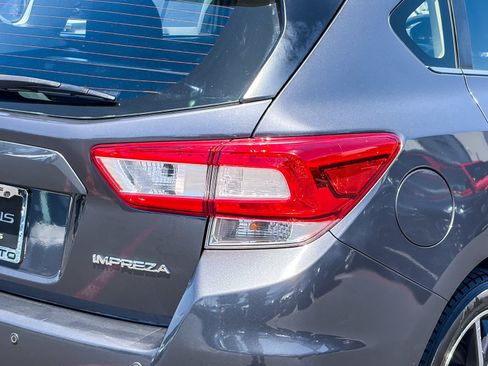 Used 2019 Subaru Impreza 2.0i Limited w/ Popular Package #2 AWD/4WD image 8