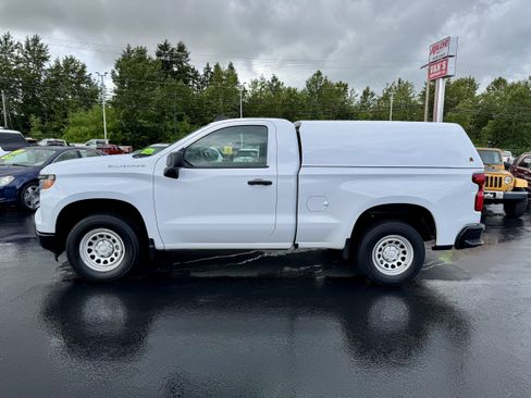 Used 2023 Chevrolet Silverado 1500 W/T RWD image 7