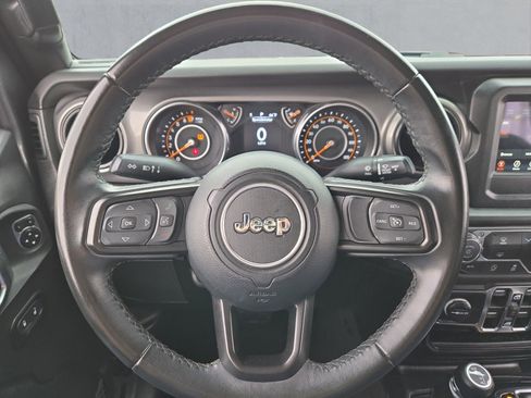 Used 2022 Jeep Gladiator Sport image 13