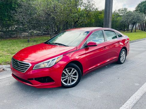 Used 2016 Hyundai Sonata SE FWD image 1