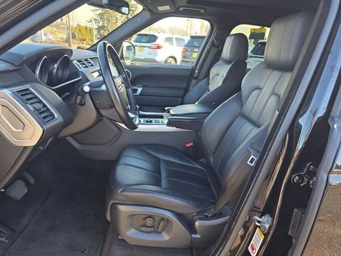Used 2016 Land Rover Range Rover Sport SE image 14