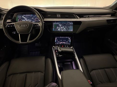 Certified 2023 Audi e-tron Prestige w/ Prestige Package AWD/4WD image 16