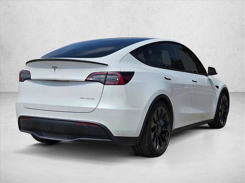 Used 2022 Tesla Model Y Performance AWD/4WD image 5