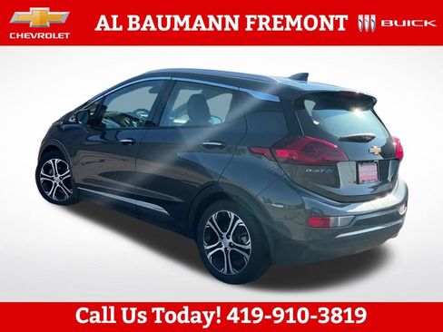 Used 2020 Chevrolet Bolt Premier w/ Infotainment Package FWD image 4