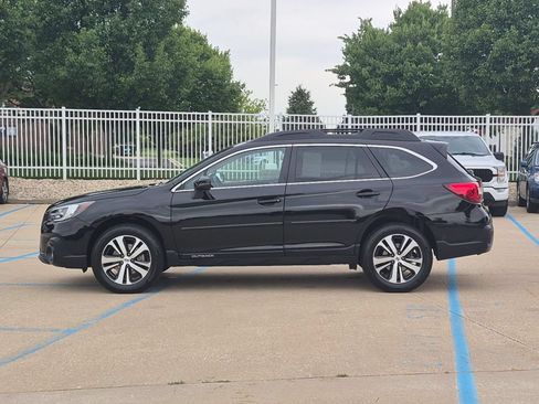 Used 2019 Subaru Outback 2.5i Limited AWD/4WD image 9