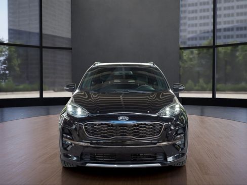 Used 2020 Kia Sportage SX image 2