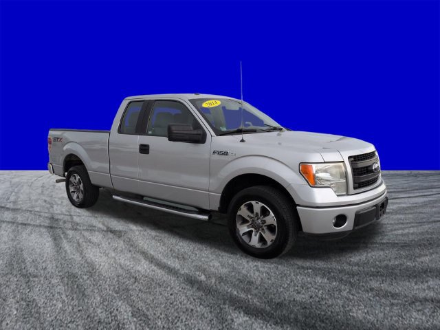 Used 2014 Ford F150 STX w/ Equipment Group 201A Mid RWD image 2