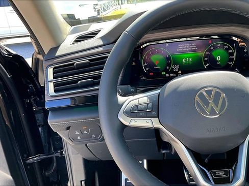 New 2026 Volkswagen Atlas SEL Premium R-Line AWD/4WD image 24
