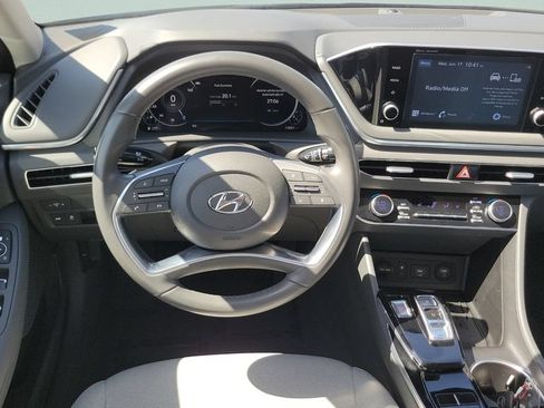 Used 2020 Hyundai Sonata SEL w/ Convenience + Sunroof Package FWD image 15