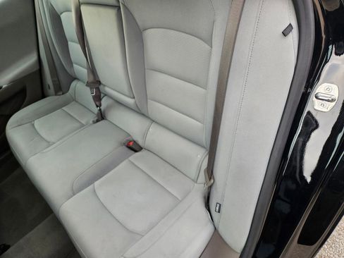 Used 2024 Chevrolet Malibu LT image 25