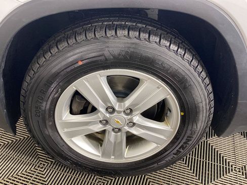 Used 2020 Chevrolet Trax LS w/ Tint and Cruise Package FWD image 13