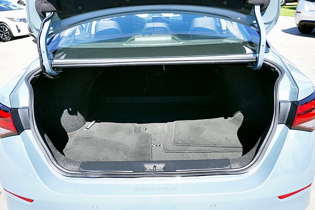 Used 2024 Nissan Sentra SV FWD image 20