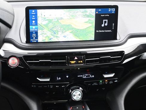 Certified 2025 Acura MDX SH-AWD image 17