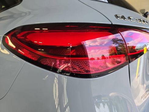 New 2026 Mercedes-Benz GLC 300 image 37