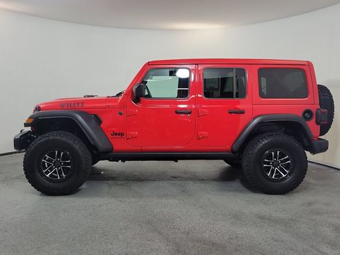 Used 2025 Jeep Wrangler Unlimited Sport AWD/4WD image 4