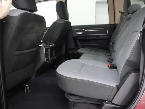 Used 2019 RAM 2500 Big Horn AWD/4WD image 9