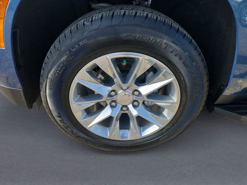 Used 2025 Chevrolet Tahoe Premier AWD/4WD image 9