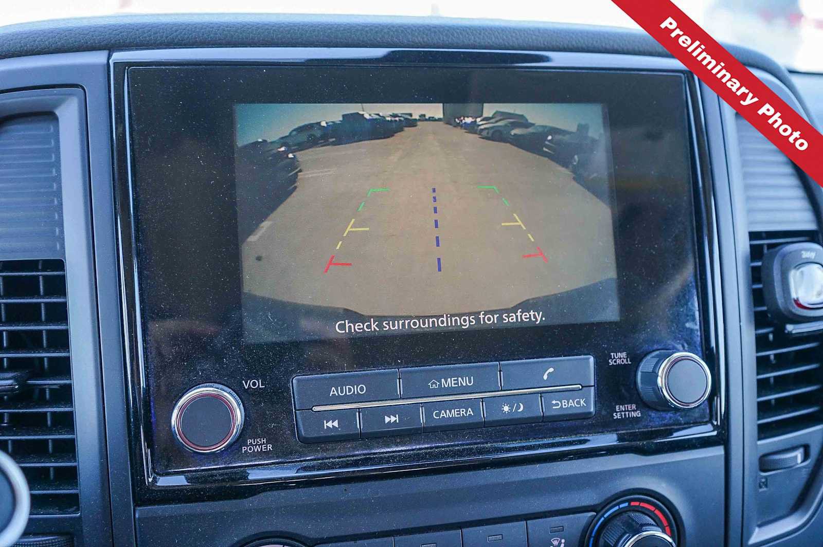 Used 2022 Nissan Titan SV RWD image 19