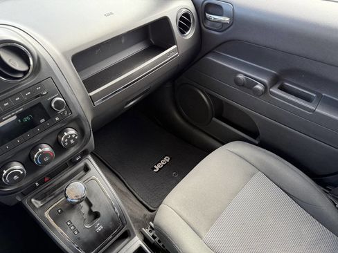 Used 2015 Jeep Patriot Sport image 19