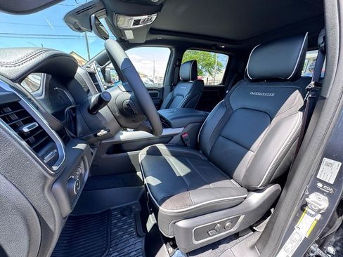 New 2026 RAM 1500 Laramie AWD/4WD image 14