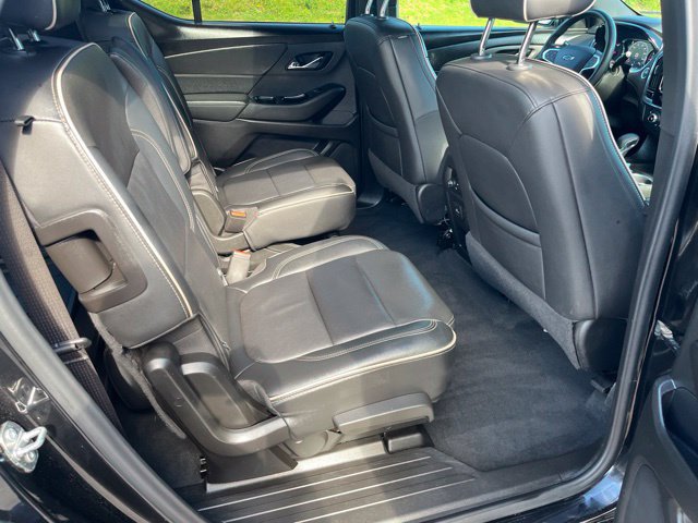Used 2023 Chevrolet Traverse Premier AWD/4WD image 13