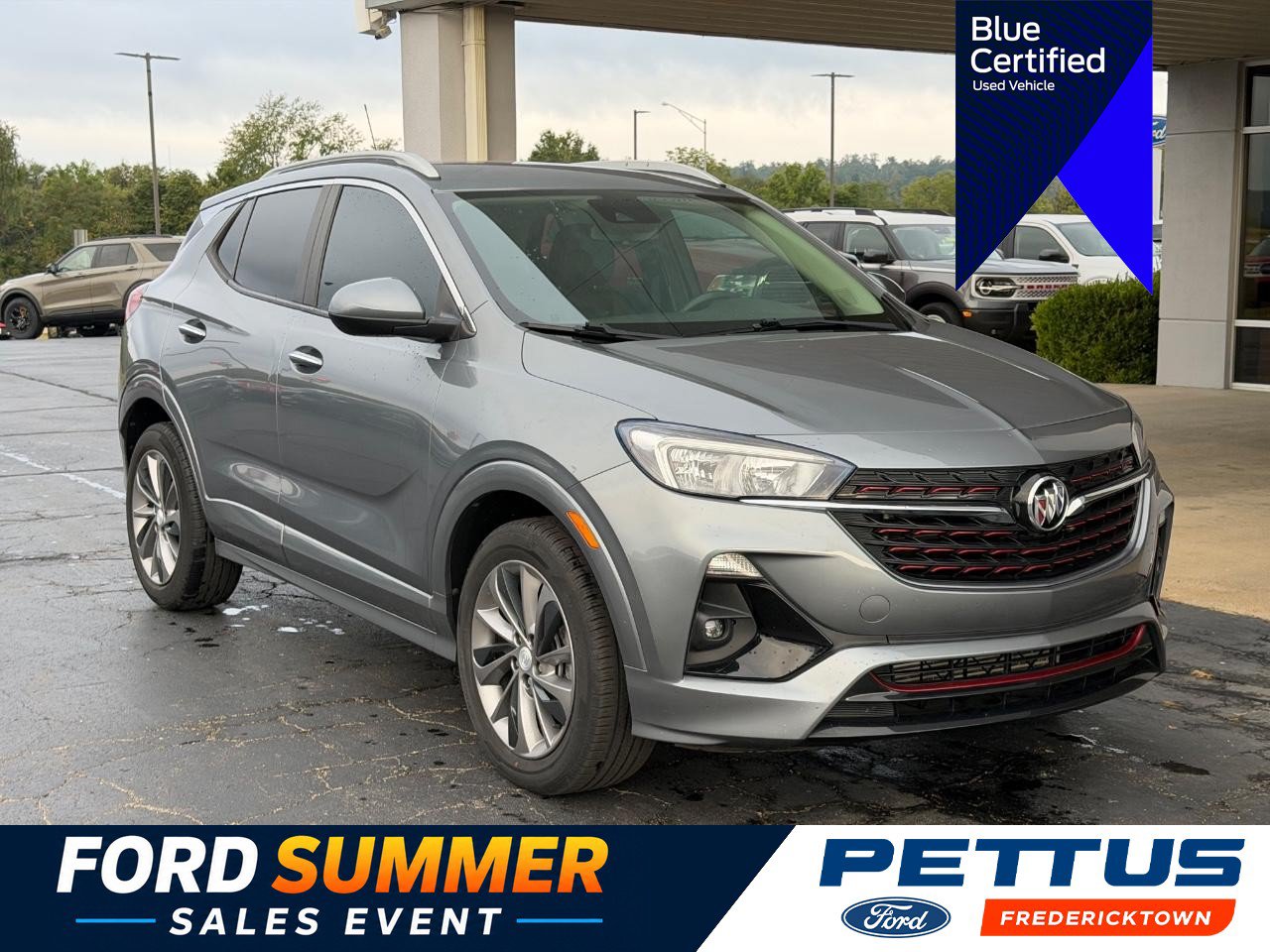 Used 2022 Buick Encore GX Select w/ Sport Touring Package FWD image 1