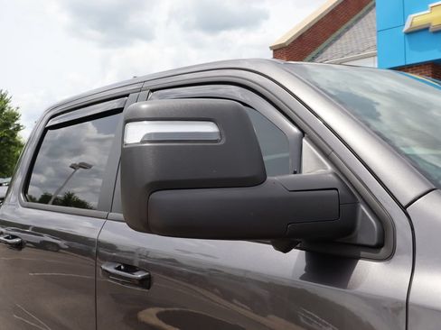 Used 2025 RAM 1500 Big Horn AWD/4WD image 2