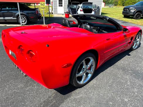 Used 2002 Chevrolet Corvette Convertible w/ Preferred Equipment Group2 image 9