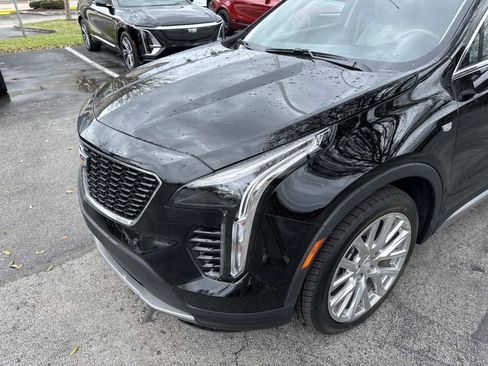 Used 2023 Cadillac XT4 Premium Luxury image 10
