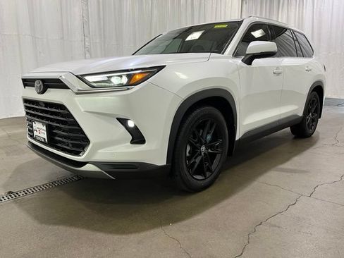 Certified 2024 Toyota Grand Highlander AWD Hybrid image 26