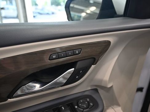 Used 2023 GMC Terrain Denali AWD/4WD image 29