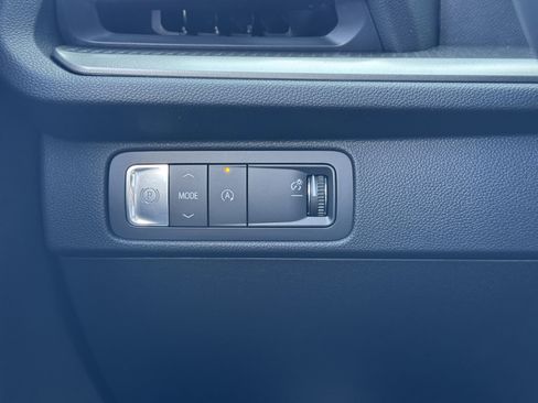New 2026 Chevrolet Traverse LT w/ Midnight/Sport Edition FWD image 30