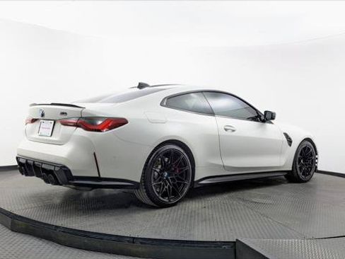 Used 2022 BMW M4 Competition w/ M Carbon Exterior Package RWD image 8