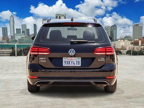 Used 2018 Volkswagen Golf S AWD/4WD image 5