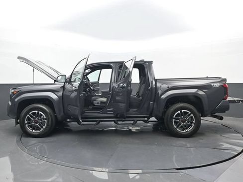 Used 2024 Toyota Tacoma TRD Sport RWD image 32