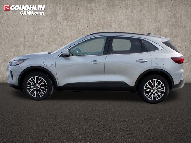New 2024 Ford Escape SE w/ PHEV Premium Package FWD image 6