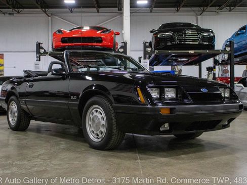 Used 1986 Ford Mustang LX image 11