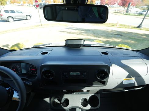 New 2025 Mercedes-Benz Sprinter 2500 image 27