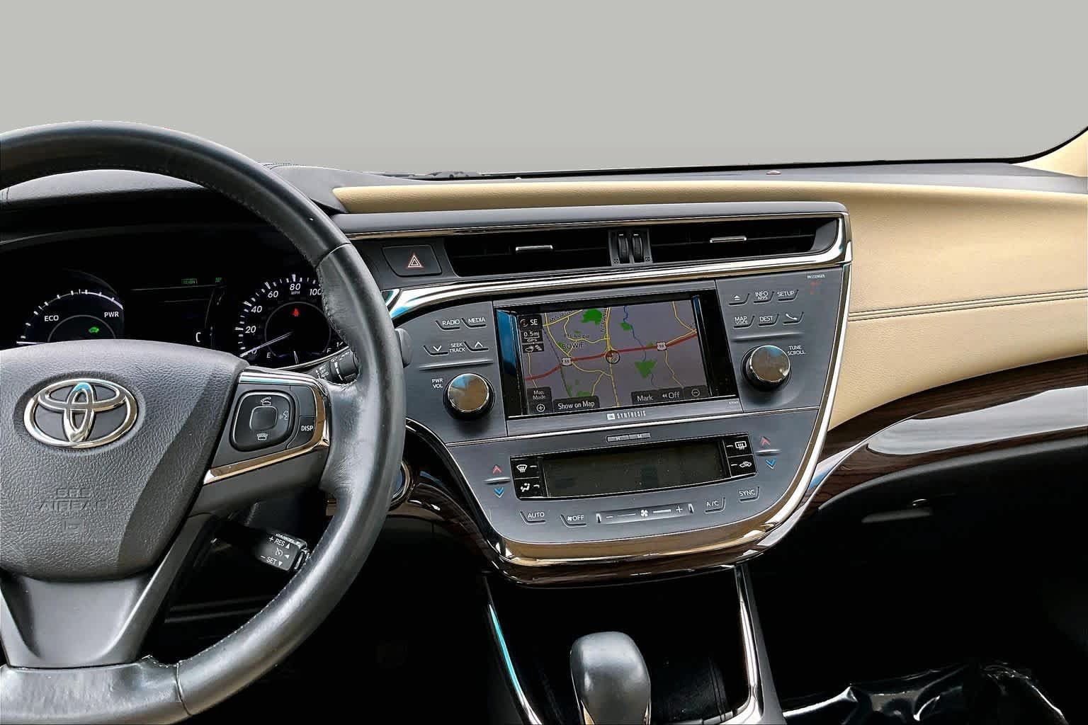 Used 2014 Toyota Avalon Limited FWD image 7